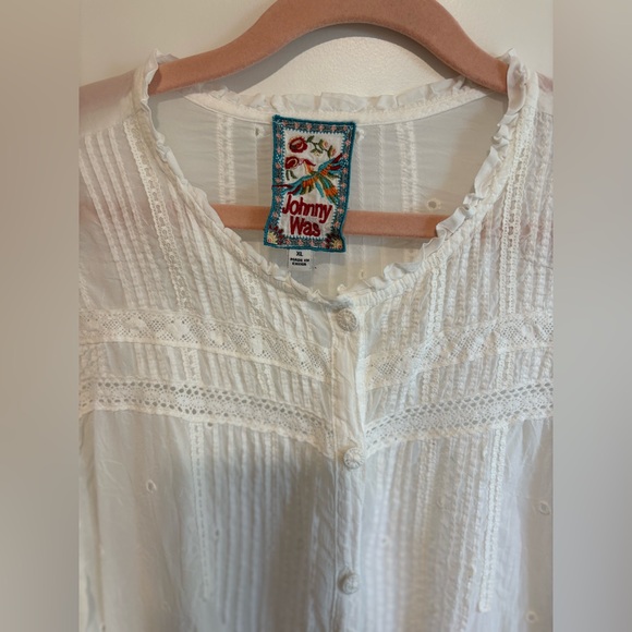 Johnny Was Cream Button-Down Blouse - Picture 2 of 8
